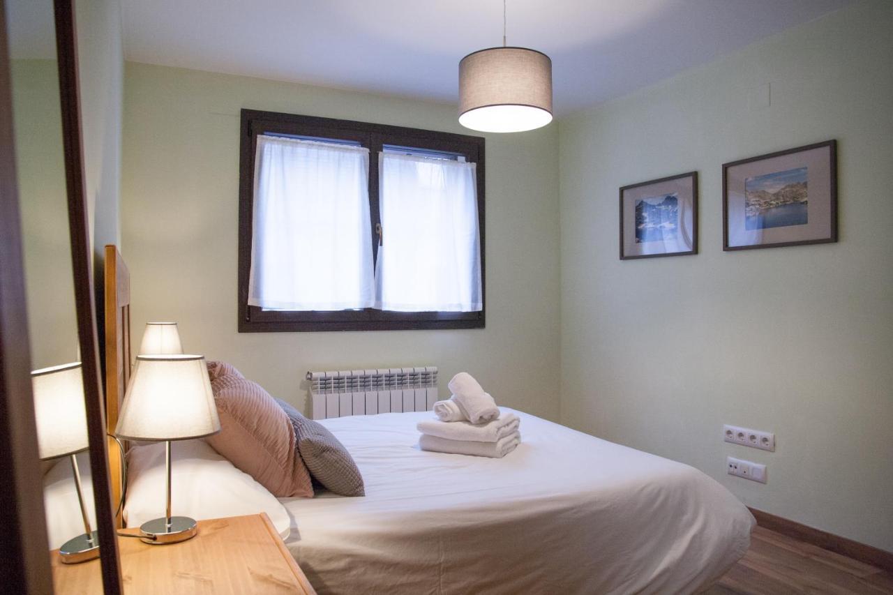 Apartamento Toran Лес Екстериор снимка